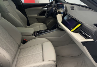 Новый Audi Q5 2025 (15 фото)