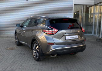 Подержанный автомобиль Nissan Murano Suv 2018 года (6 фото)