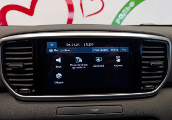 Подержанный автомобиль Kia Sportage 2021 года (16 фото)