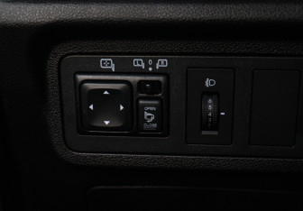 Подержанный автомобиль JAC T9 2025 года (26 фото)