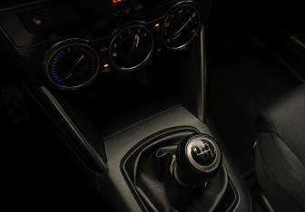 Подержанный автомобиль Mazda CX-5 2013 года (15 фото)
