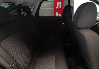Подержанный автомобиль LADA (ВАЗ) Granta Liftback 2025 года (13 фото)