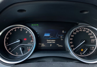 Подержанный автомобиль Toyota Camry Sedan 2018 года (26 фото)