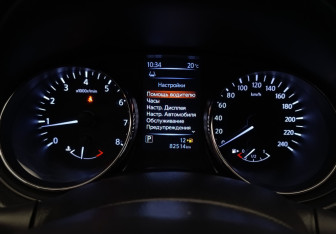 Подержанный автомобиль Nissan Qashqai 2018 года (25 фото)