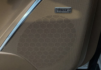 Подержанный автомобиль Cadillac Escalade Suv 2020 года (27 фото)