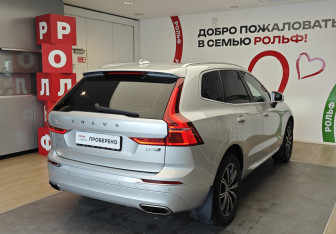 Подержанный автомобиль Volvo XC60 2018 года (4 фото)