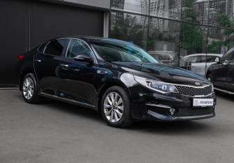 Подержанный автомобиль Kia Optima Sedan 2018 года (3 фото)