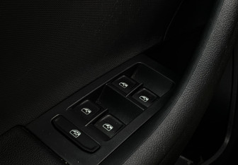 Подержанный автомобиль Skoda Rapid Liftback 2020 года (25 фото)