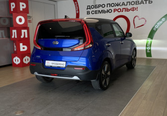 Подержанный автомобиль Kia Soul 2021 года (3 фото)