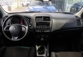 Подержанный автомобиль Mitsubishi ASX 2018 года (9 фото)