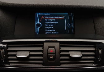 Подержанный автомобиль BMW X3 2012 года (15 фото)