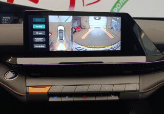 Подержанный автомобиль Changan UNI-V 2024 года (19 фото)