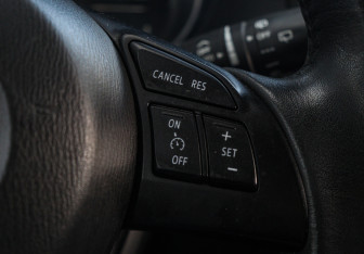 Подержанный автомобиль Mazda CX-5 2013 года (16 фото)
