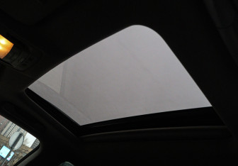 Подержанный автомобиль Lexus RX 2011 года (15 фото)