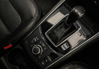 Подержанный автомобиль Mazda CX-5 2017 года (18 фото)