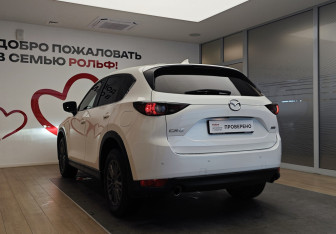 Подержанный автомобиль Mazda CX-5 2018 года (6 фото)
