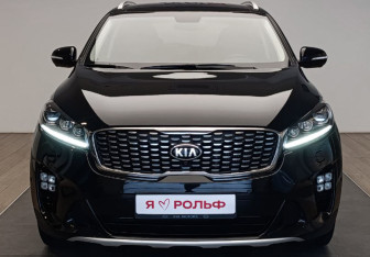 Подержанный автомобиль Kia Sorento 2018 года (2 фото)