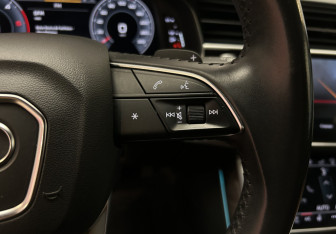 Подержанный автомобиль Audi Q8 2020 года (14 фото)