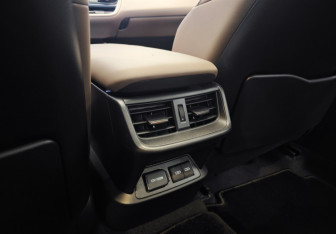 Новый Lexus ES 2025 (11 фото)