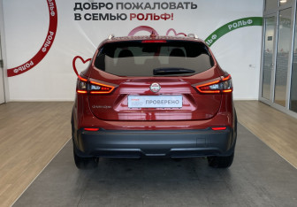 Подержанный автомобиль Nissan Qashqai 2020 года (5 фото)