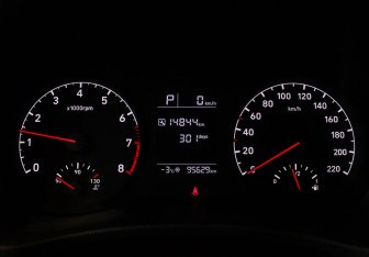 Подержанный автомобиль Hyundai Solaris Sedan 2017 года (19 фото)