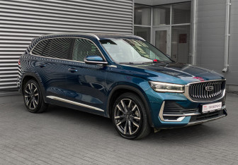 Подержанный автомобиль Geely Monjaro 2023 года (3 фото)