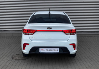 Подержанный автомобиль Kia Rio Sedan 2020 года (5 фото)