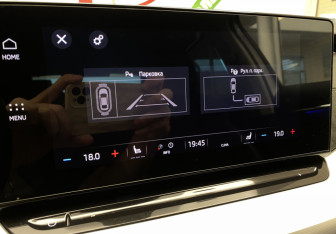 Подержанный автомобиль Skoda Octavia Liftback 2020 года (25 фото)