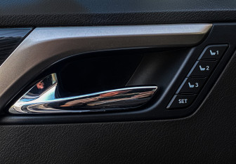 Подержанный автомобиль Lexus RX 2020 года (31 фото)