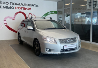 Подержанный автомобиль Toyota Corolla Wagon 2007 года (3 фото)