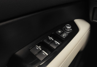 Подержанный автомобиль Mazda CX-5 2017 года (16 фото)