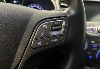 Подержанный автомобиль Hyundai Santa Fe 2013 года (12 фото)