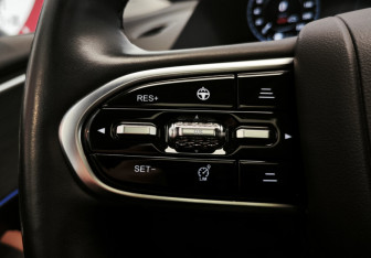 Подержанный автомобиль Omoda C5 2024 года (14 фото)