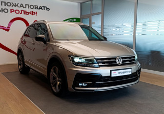 Подержанный автомобиль Volkswagen Tiguan 2018 года (3 фото)