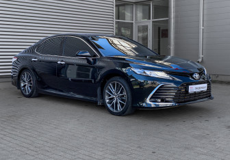 Подержанный автомобиль Toyota Camry Sedan 2023 года (3 фото)