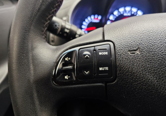 Подержанный автомобиль Kia Sportage 2013 года (12 фото)