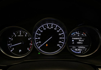 Подержанный автомобиль Mazda CX-5 2017 года (21 фото)