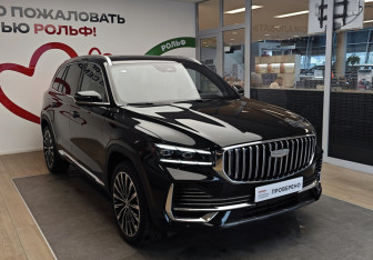 Подержанный автомобиль Geely Monjaro 2024 года (3 фото)