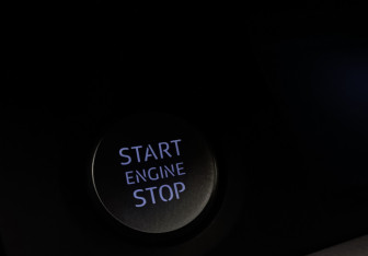 Подержанный автомобиль Audi Q5 2021 года (18 фото)