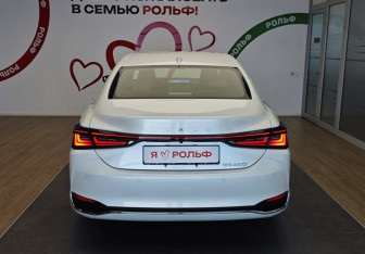 Новый Lexus ES 2025 (5 фото)