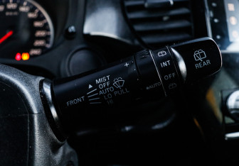 Подержанный автомобиль Mitsubishi Outlander 2021 года (15 фото)