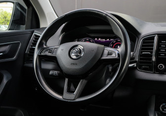 Подержанный автомобиль Skoda Karoq 2020 года (12 фото)