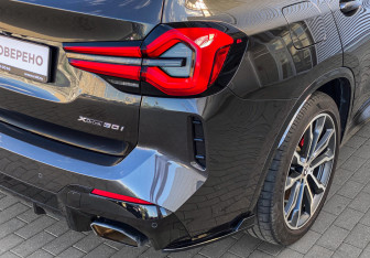 Подержанный автомобиль BMW X3 2021 года (8 фото)