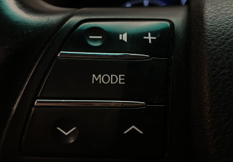 Подержанный автомобиль Lexus RX 2009 года (26 фото)