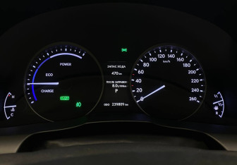 Подержанный автомобиль Lexus ES 2012 года (24 фото)