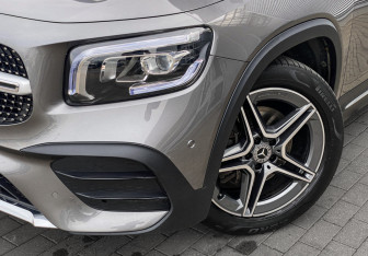 Подержанный автомобиль Mercedes-Benz GLB 2021 года (4 фото)