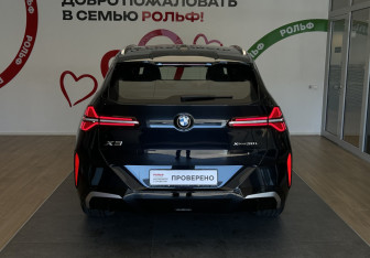 Подержанный автомобиль BMW X3 2025 года (5 фото)