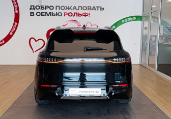 Подержанный автомобиль Voyah Free 2023 года (5 фото)