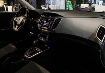 Подержанный автомобиль Hyundai Creta 2019 года (7 фото)