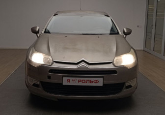 Подержанный автомобиль Citroen C5 Sedan 2009 года (2 фото)